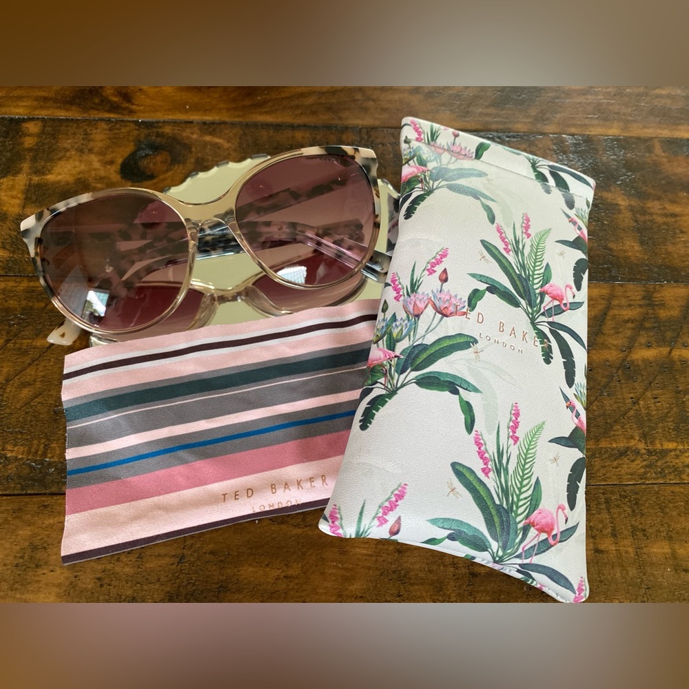 Ted Baker Sunglasses💕
